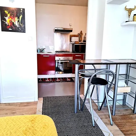 דירה Proche Centre Avec Balcon+parking