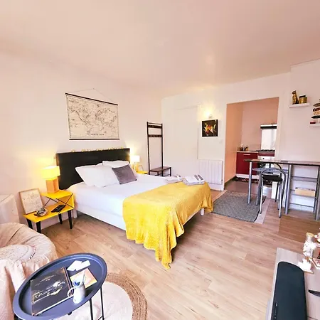 Proche Centre Avec Balcon+parking דירה אנגולם