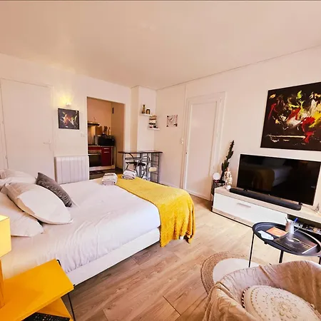 Proche Centre Avec Balcon+parking אנגולם