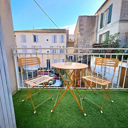 Proche Centre Avec Balcon+parking