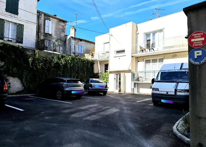 Proche Centre Avec Balcon+parking